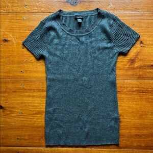 Rue21 Grey Ribbed Top